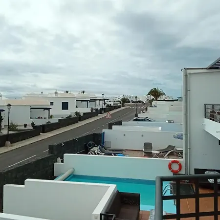 Erimar Met Verwarmd Zwembad *